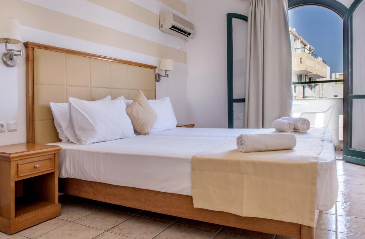 Pela Maria Hotel (Adults Only) แอร์ซอนิสซอส ภายนอก รูปภาพ